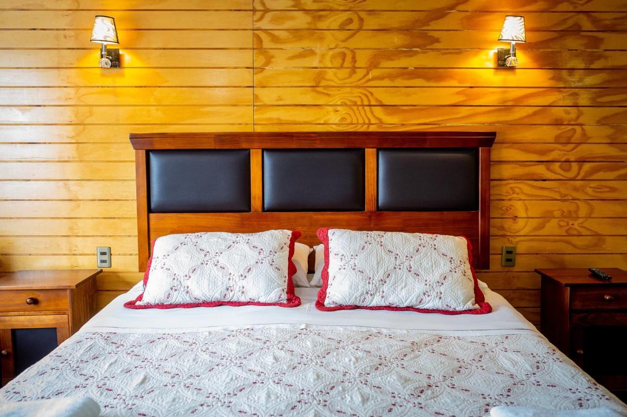 プエルト・ナタレス Casa Lucy Bed & Breakfast エクステリア 写真