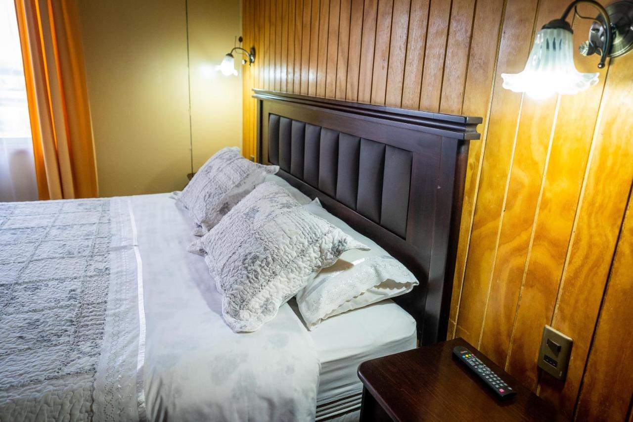 プエルト・ナタレス Casa Lucy Bed & Breakfast エクステリア 写真
