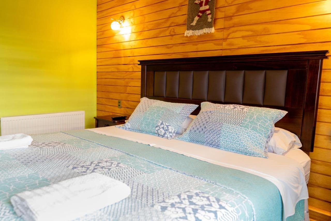プエルト・ナタレス Casa Lucy Bed & Breakfast エクステリア 写真