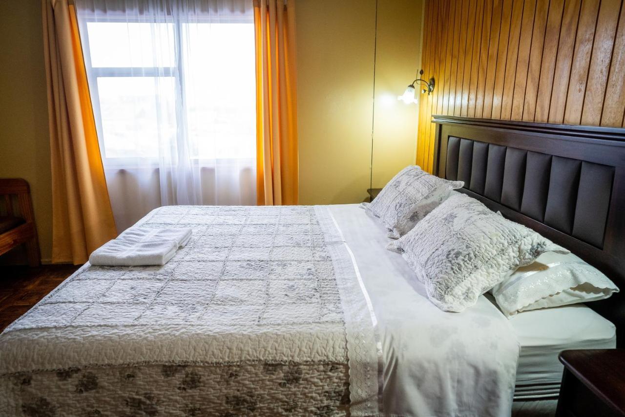 プエルト・ナタレス Casa Lucy Bed & Breakfast エクステリア 写真