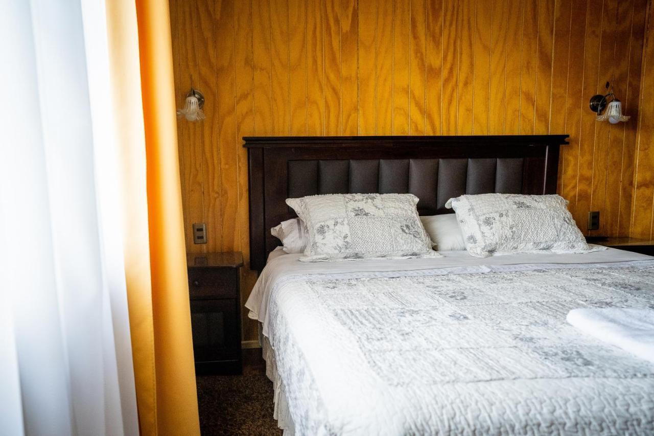 プエルト・ナタレス Casa Lucy Bed & Breakfast エクステリア 写真