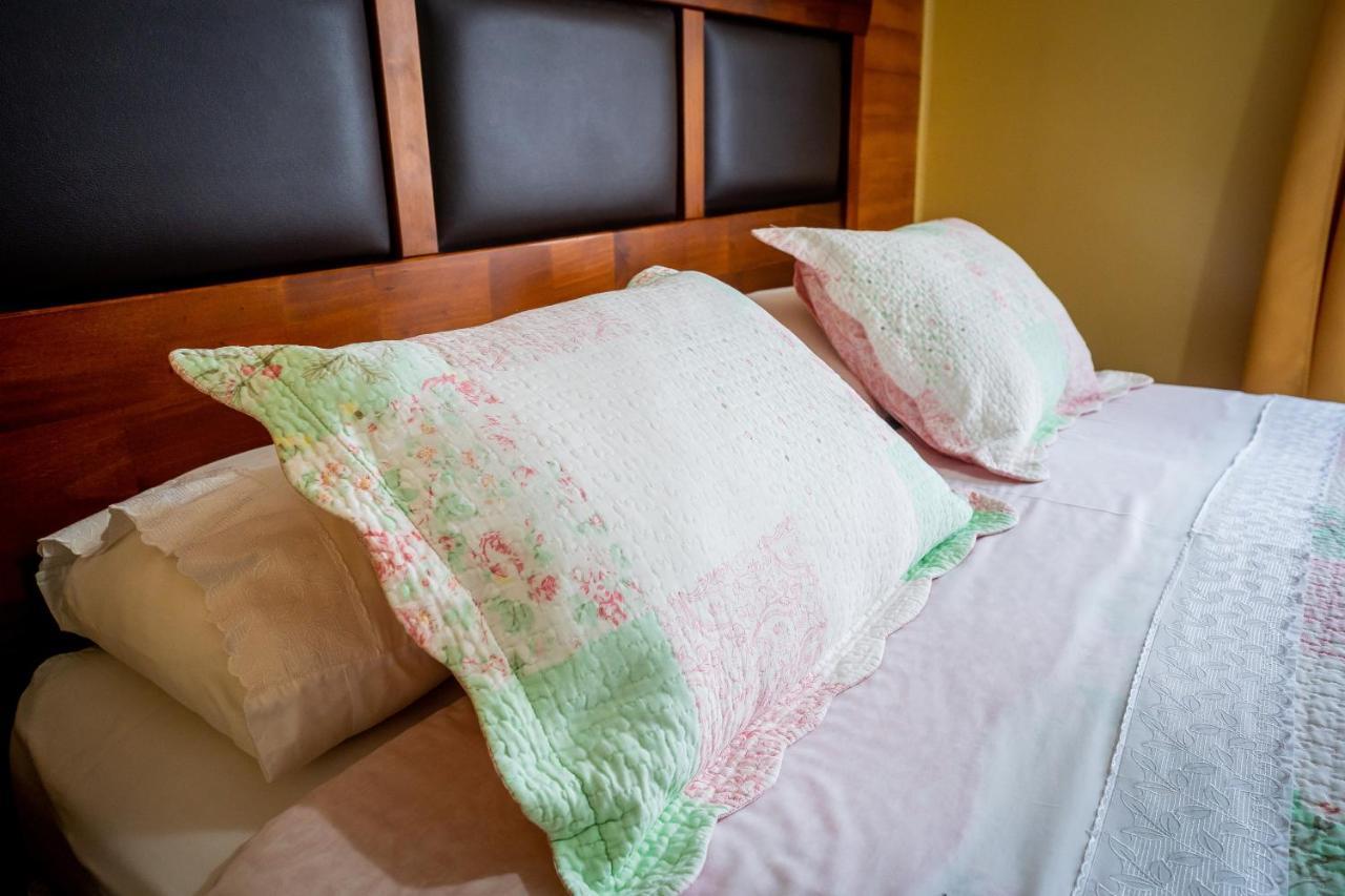 プエルト・ナタレス Casa Lucy Bed & Breakfast エクステリア 写真